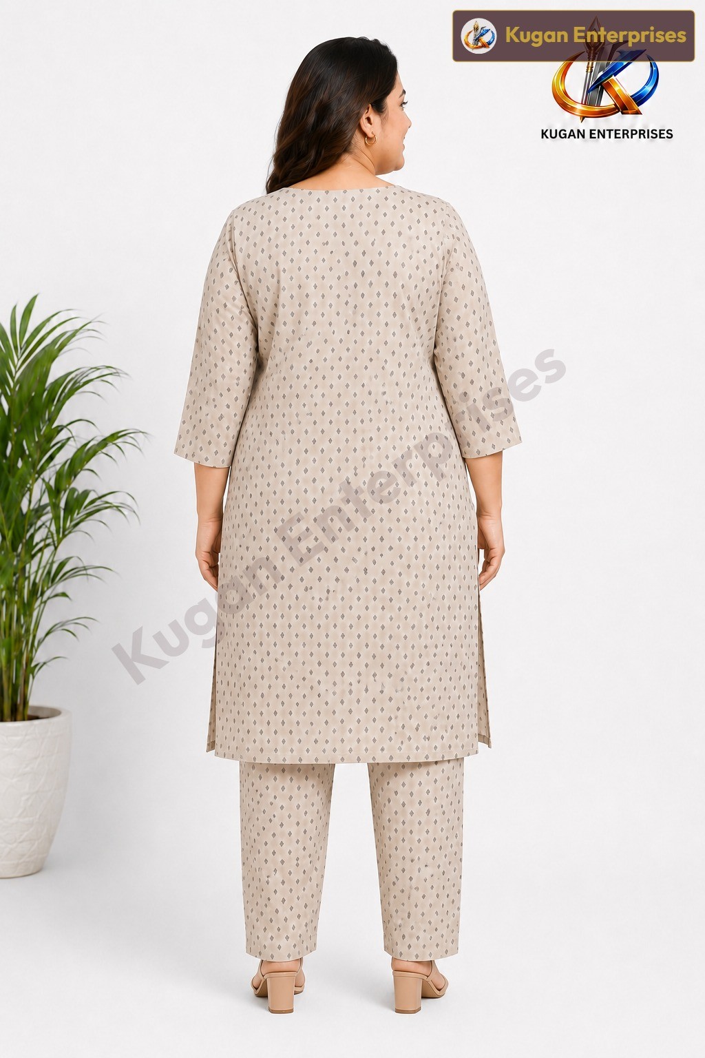 Stone Beige Diamond-Keyhole Kurta Set